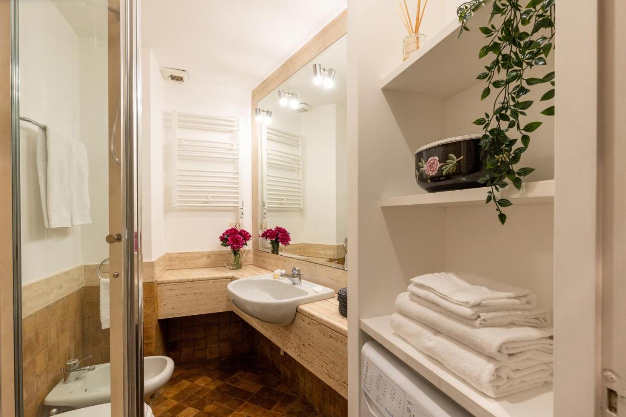 Rome As You Feel - Charming Loft Campitelli In Navona Exterior photo
