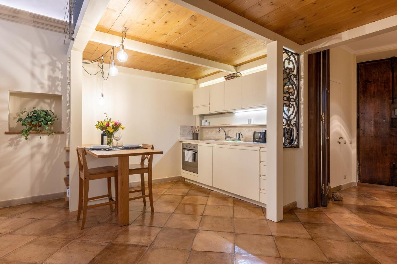 Rome As You Feel - Charming Loft Campitelli In Navona Exterior photo